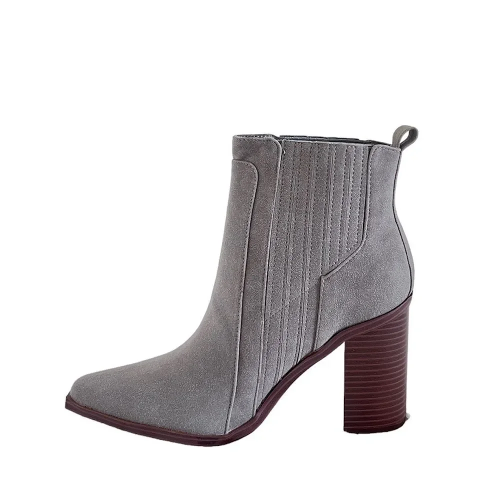 Marc Fisher NEW Women's Light Gray Alva Pointy‎ Toe Ankle Booties 8